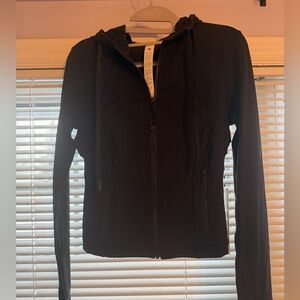 🌟NWT Lululemon Define Crop w/ Hood🌟